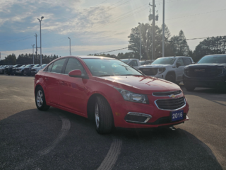 2016 Chevrolet Cruze Limited in Pickering, Ontario - 3 - w320h240px