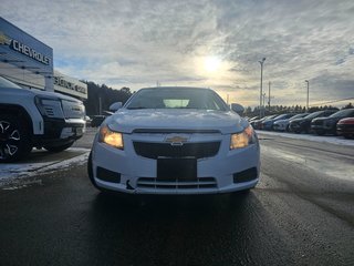 2014 Chevrolet Cruze in Bancroft, Ontario - 2 - w320h240px