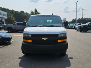 2021 Chevrolet Express Cargo Van in Pickering, Ontario - 2 - w320h240px