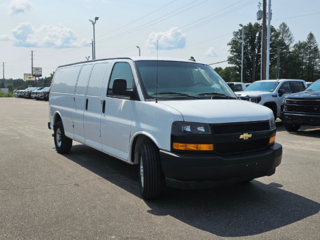 2021 Chevrolet Express Cargo Van in Pickering, Ontario - 3 - w320h240px