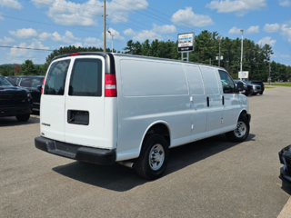 2021 Chevrolet Express Cargo Van in Pickering, Ontario - 4 - w320h240px