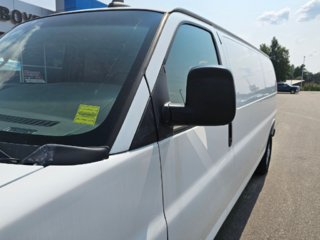 2021 Chevrolet Express Cargo Van in Pickering, Ontario - 10 - w320h240px