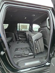 2024 Chevrolet Suburban in Pickering, Ontario - 40 - w320h240px