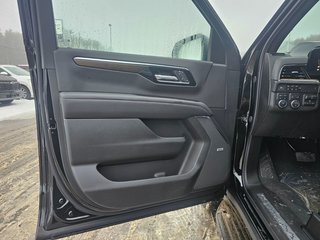 2025 Chevrolet Suburban in Pickering, Ontario - 39 - w320h240px