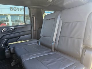 2025 Chevrolet Suburban in Pickering, Ontario - 33 - w320h240px