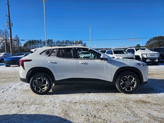 2025 Chevrolet Trax in Pickering, Ontario - 4 - w320h240px