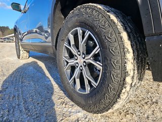 2025 GMC Acadia in Pickering, Ontario - 9 - w320h240px