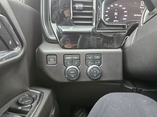 2025 GMC Sierra 1500 in Pickering, Ontario - 14 - w320h240px