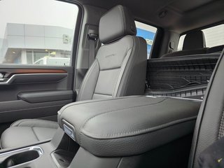 2025 GMC Sierra 1500 in Pickering, Ontario - 29 - w320h240px