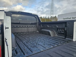 2025 GMC Sierra EV in Pickering, Ontario - 7 - w320h240px