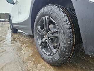 2024 GMC Terrain in Pickering, Ontario - 9 - w320h240px