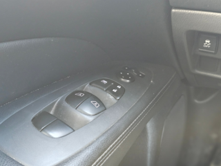 2013 Nissan Pathfinder in Pickering, Ontario - 16 - w320h240px