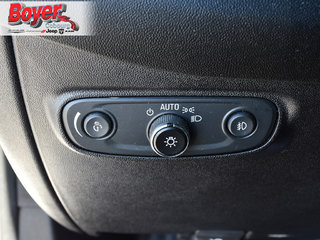 2018 Chevrolet Equinox in Pickering, Ontario - 13 - w320h240px