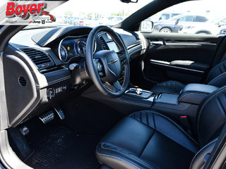 2023 Chrysler 300 in Pickering, Ontario - 11 - w320h240px