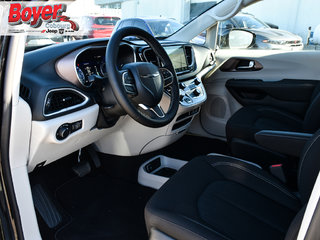 2024 Chrysler Grand Caravan in Pickering, Ontario - 10 - w320h240px