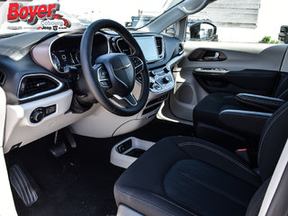 2024 Chrysler Grand Caravan in Pickering, Ontario - 13 - w320h240px