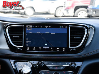 2024 Chrysler Pacifica Hybrid in Pickering, Ontario - 22 - w320h240px