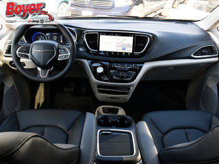 2024 Chrysler Pacifica in Pickering, Ontario - 19 - w320h240px