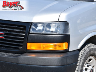 2019 GMC Savana Passenger in Pickering, Ontario - 3 - w320h240px