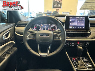 2025 Jeep Compass in Pickering, Ontario - 13 - w320h240px