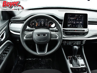 2025 Jeep Compass in Pickering, Ontario - 16 - w320h240px