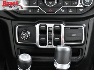 2022 Jeep Gladiator in Pickering, Ontario - 24 - w320h240px