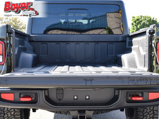 2023 Jeep Gladiator in Pickering, Ontario - 8 - w320h240px