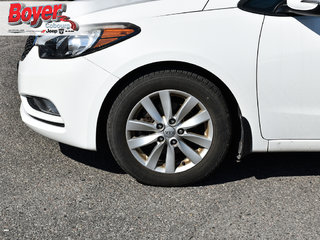 2014 Kia Forte in Pickering, Ontario - 4 - w320h240px