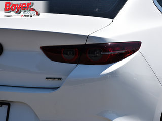 2019 Mazda 3 Grand Touring in Pickering, Ontario - 9 - w320h240px