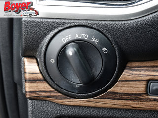 2017 Nissan Titan XD in Pickering, Ontario - 17 - w320h240px