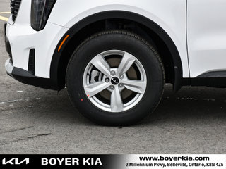 2025 Kia Sorento in Pickering, Ontario - 4 - w320h240px