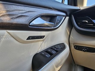 2022 Buick ENVISION in Pickering, Ontario - 13 - w320h240px