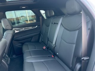 2021 Cadillac XT5 in Pickering, Ontario - 16 - w320h240px