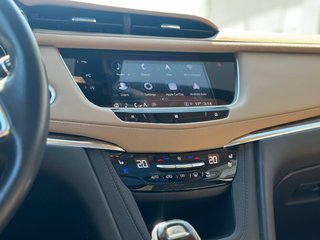 2021 Cadillac XT5 in Pickering, Ontario - 14 - w320h240px