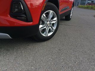 2019 Chevrolet Blazer in Pickering, Ontario - 20 - w320h240px