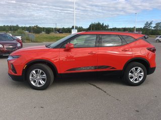 2019 Chevrolet Blazer in Pickering, Ontario - 2 - w320h240px