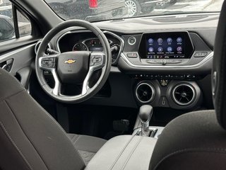 2022 Chevrolet Blazer in Pickering, Ontario - 12 - w320h240px