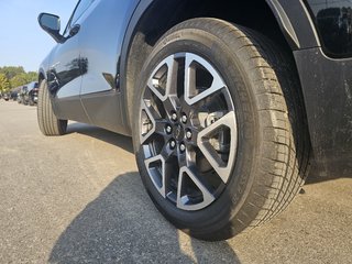 2024 Chevrolet Blazer in Pickering, Ontario - 8 - w320h240px