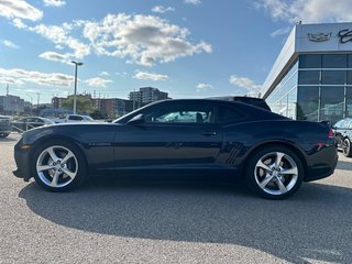 2015 Chevrolet Camaro in Pickering, Ontario - 2 - w320h240px