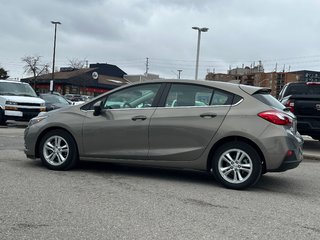 2018 Chevrolet Cruze in Pickering, Ontario - 2 - w320h240px