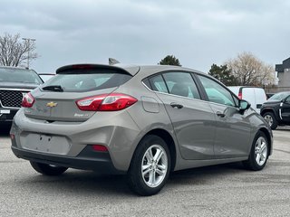 2018 Chevrolet Cruze in Pickering, Ontario - 5 - w320h240px