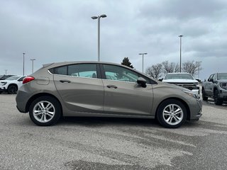 2018 Chevrolet Cruze LT in Pickering, Ontario - 6 - w320h240px