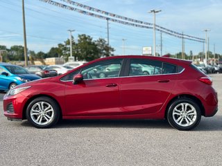 2019 Chevrolet Cruze in Pickering, Ontario - 2 - w320h240px