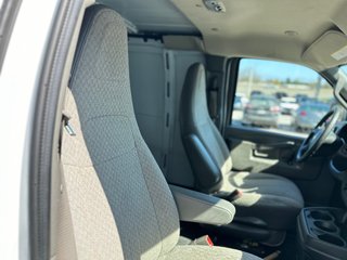 2021 Chevrolet Express Cargo Van in Pickering, Ontario - 13 - w320h240px