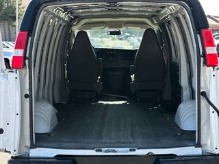 2021 Chevrolet Express Cargo Van in Pickering, Ontario - 10 - w320h240px