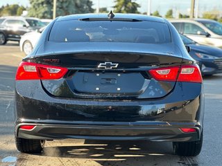 2018 Chevrolet Malibu in Pickering, Ontario - 4 - w320h240px