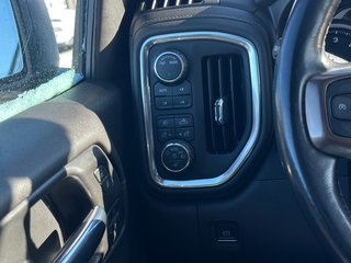 2021 Chevrolet Silverado 1500 in Pickering, Ontario - 18 - w320h240px