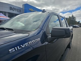 2022 Chevrolet Silverado 1500 in Pickering, Ontario - 10 - w320h240px