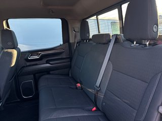 2023 Chevrolet Silverado 1500 in Pickering, Ontario - 20 - w320h240px