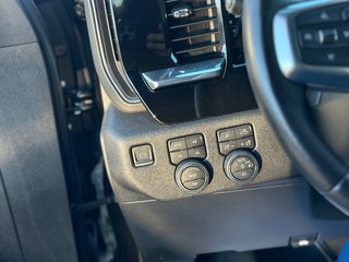 2023 Chevrolet Silverado 1500 in Pickering, Ontario - 17 - w320h240px